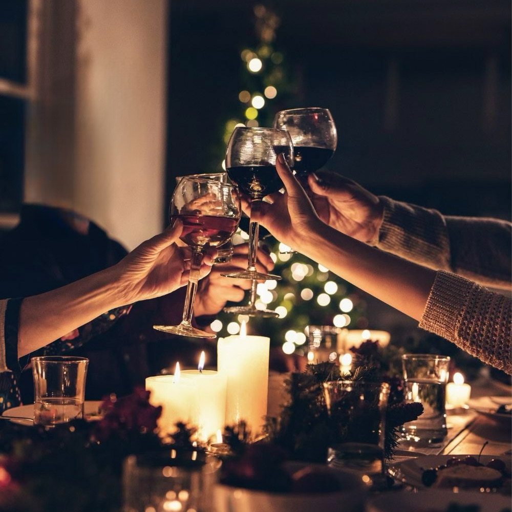 Vin till jul 2023 | Tips på bra vin och dryck till julbordet