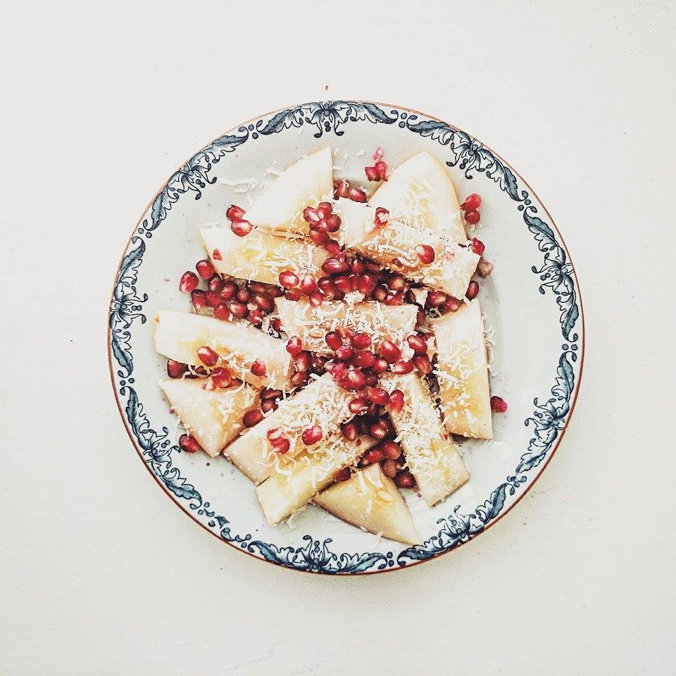 Melonsallad med granatäpple och parmesan