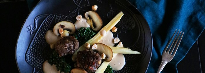 foodfolder-rostadmandelochruccola-rådjursbiffar 3 ff.jpg