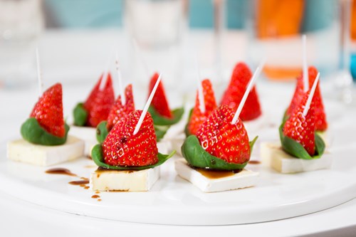 BRIE & JORDGUBBSSNITT MED BALSAMICO