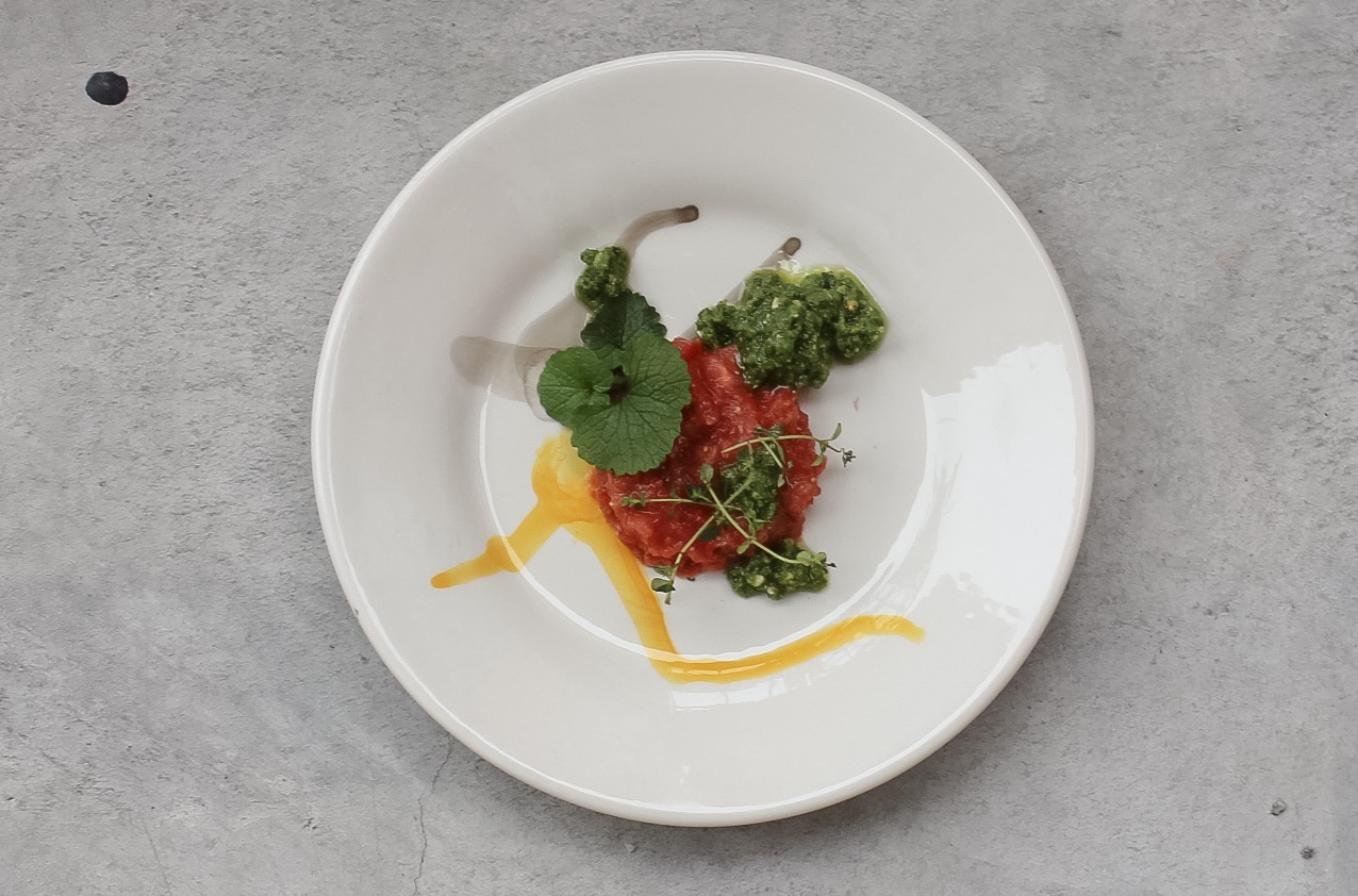 foodfolder-tomat-tatar-1