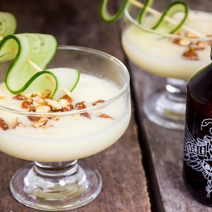 Gin & Tonic sorbetmousse med citronmandlar Gin & Tonic sorbetmousse med citronmandlar