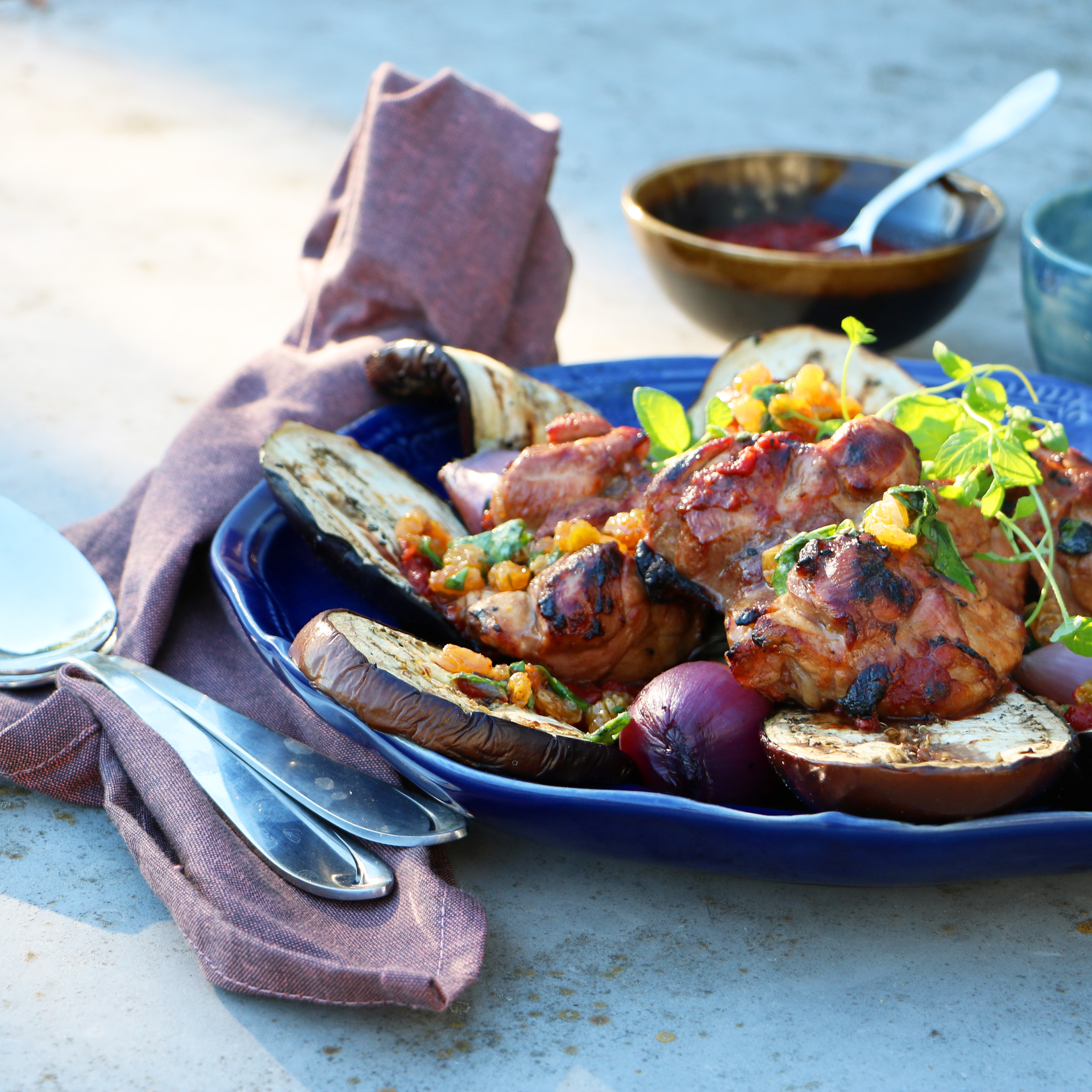 kycklinglårfile med aubergine