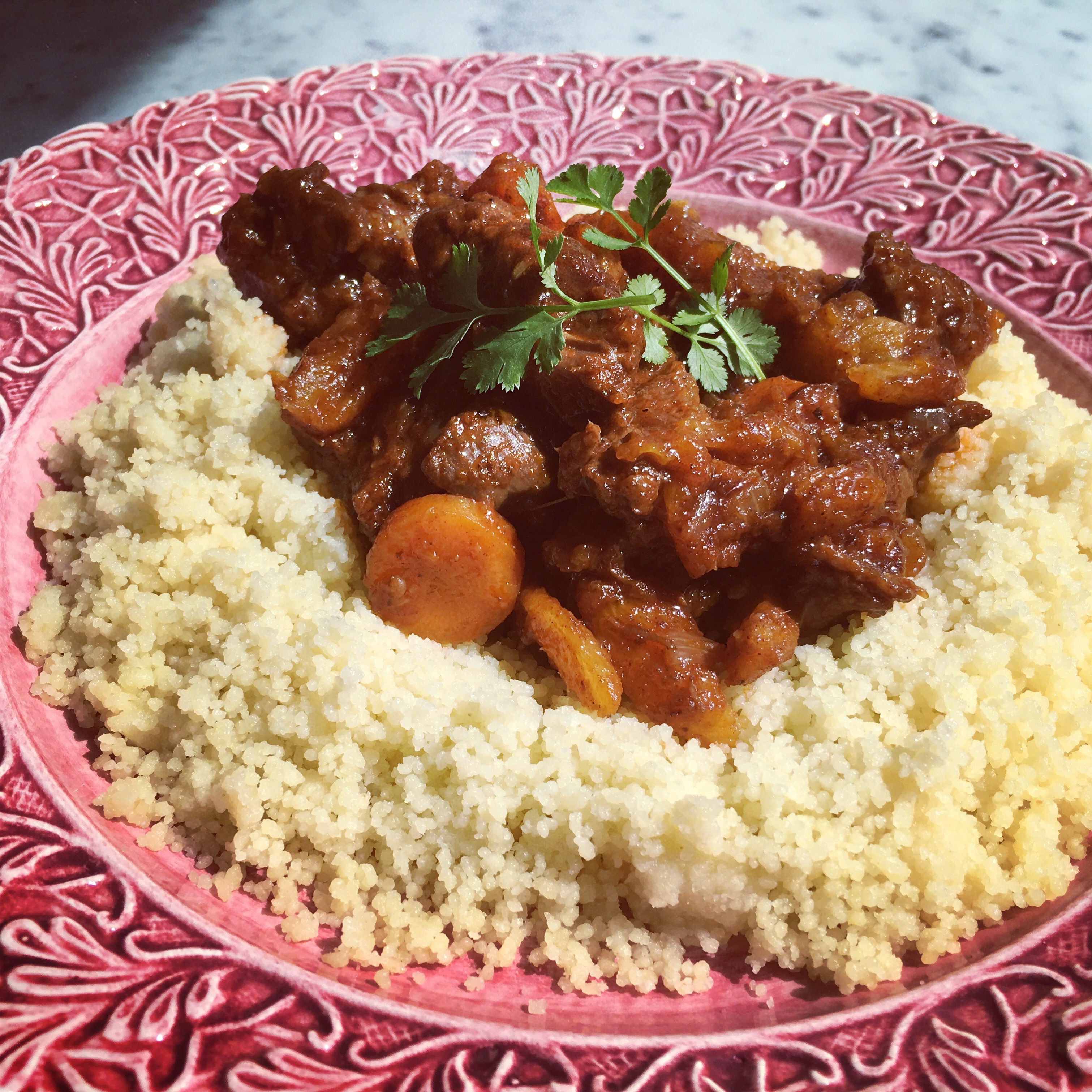 Mustig marockansk gryta med aprikoser