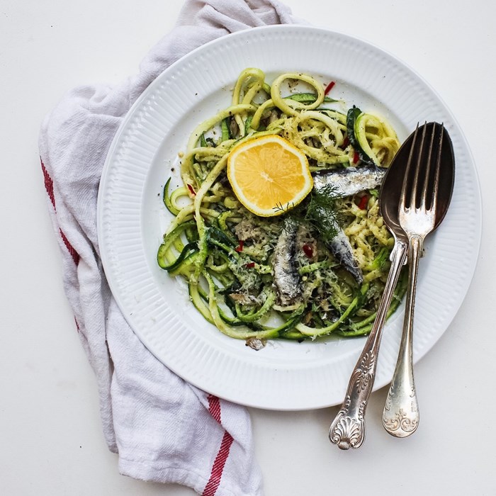 zucchinispagetti-med-sardiner zucchinispagetti-med-sardiner