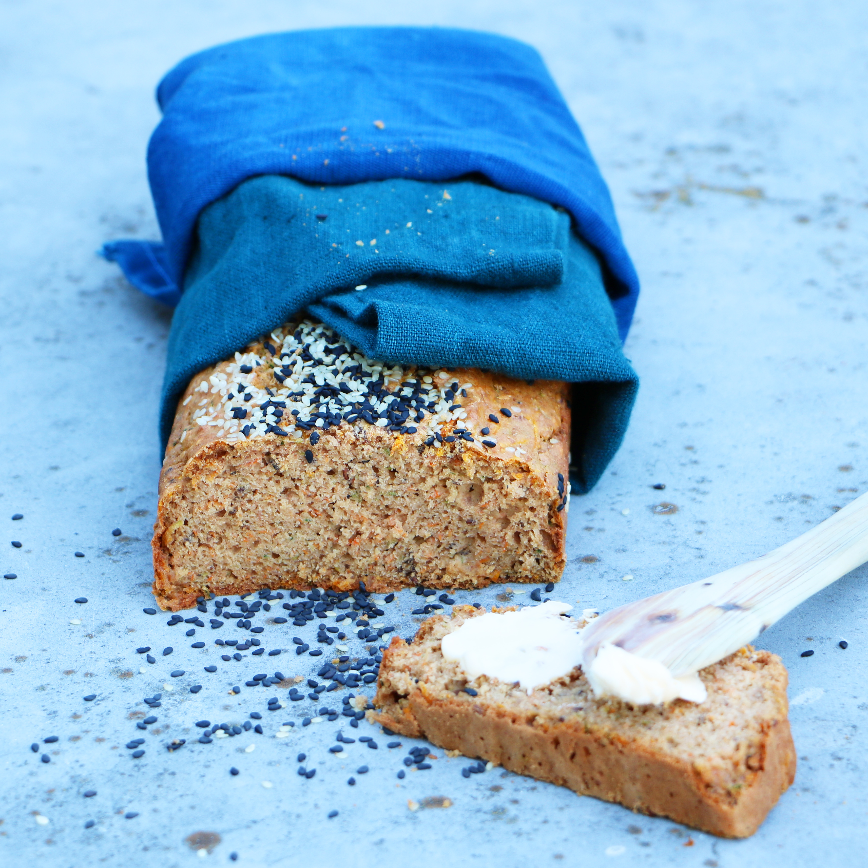 Zucchini- och morotsbröd