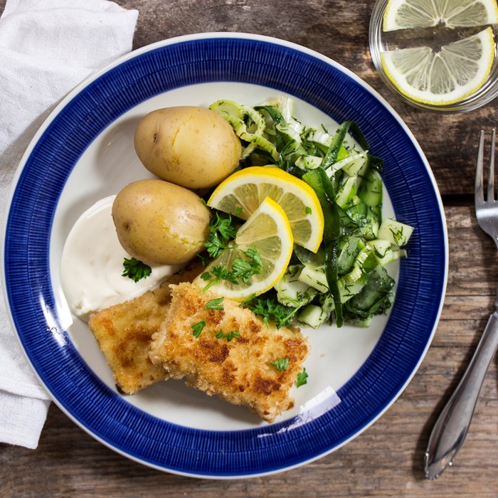 Panerad “Fisk” med fänkål- & dillsallad Panerad “Fisk” med fänkål- & dillsallad