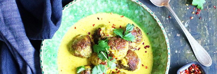 ingefärsbullar i currysås.jpg