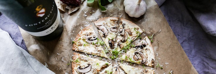foodfolder-svamp-tryffelsalami-pizza.JPG