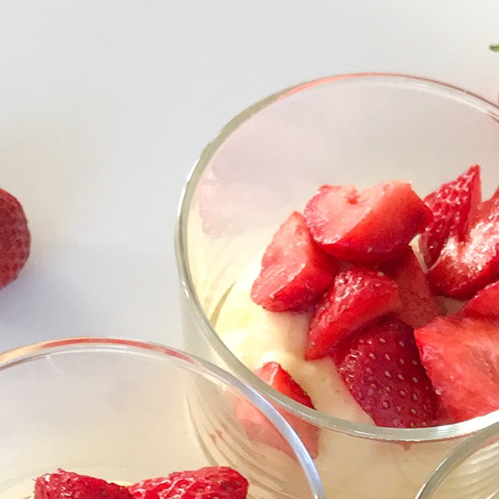 jordgubbsdessert (1) jordgubbsdessert (1)