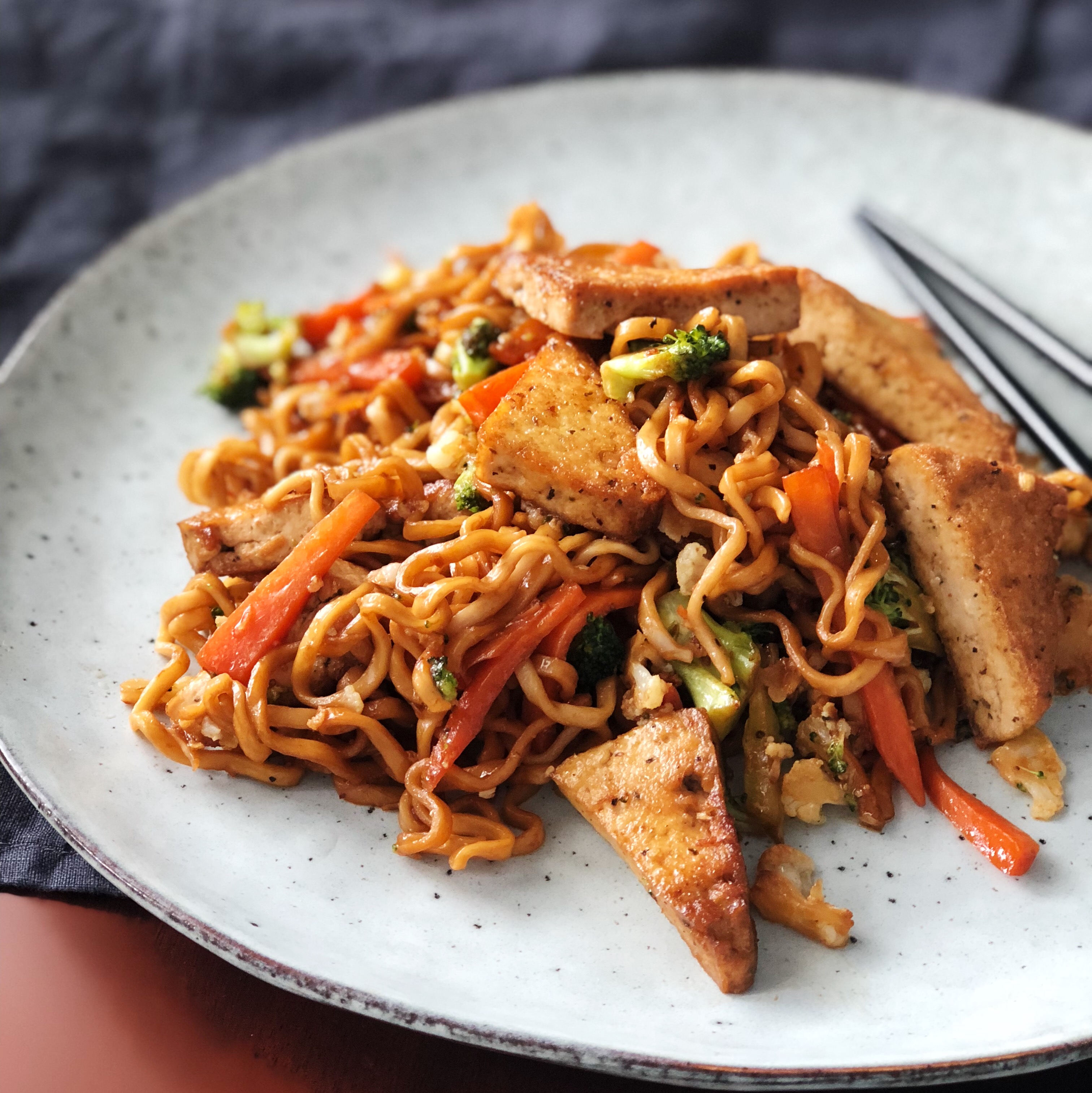 Vegowok med tofu & sesamolja