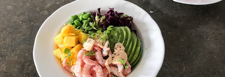foodfolder-poke-bowl-räksallad-1.jpeg