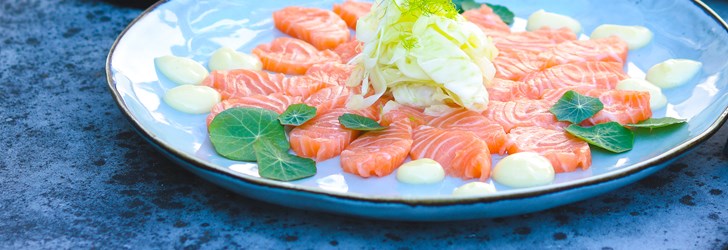 2 lax med flaska.jpg