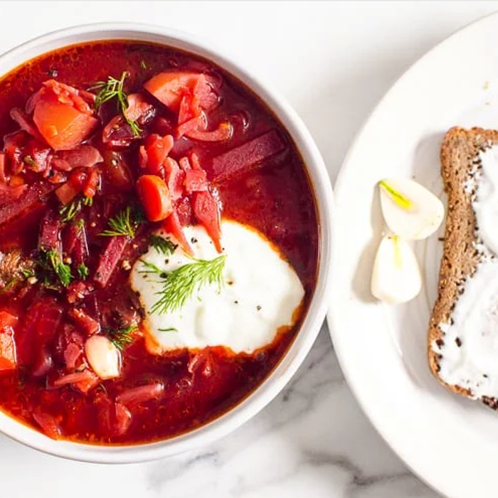 Borscht - ukrainsk rödbetssoppa Borscht - ukrainsk rödbetssoppa